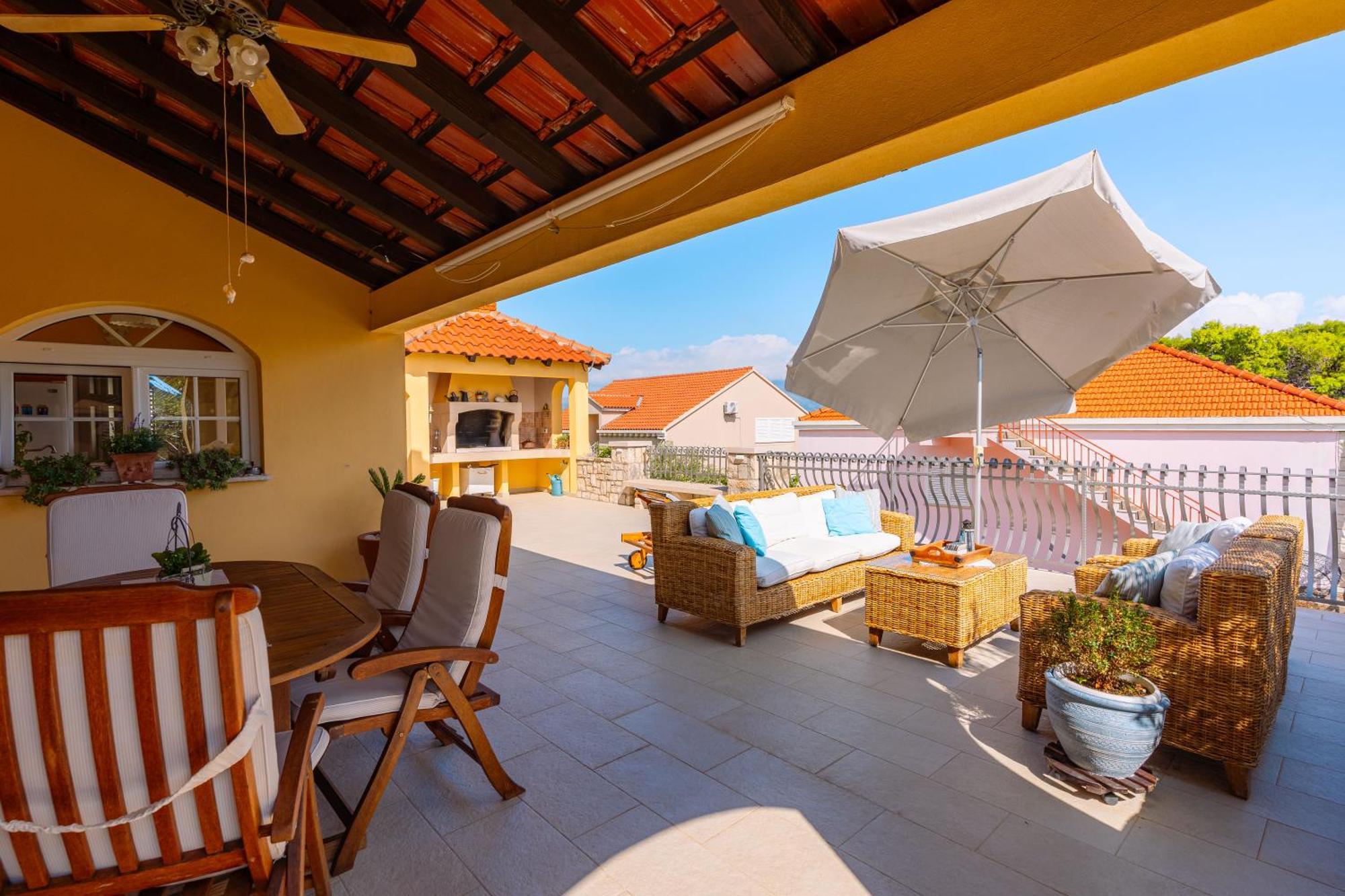 House 4 You Lumbarda Exterior foto